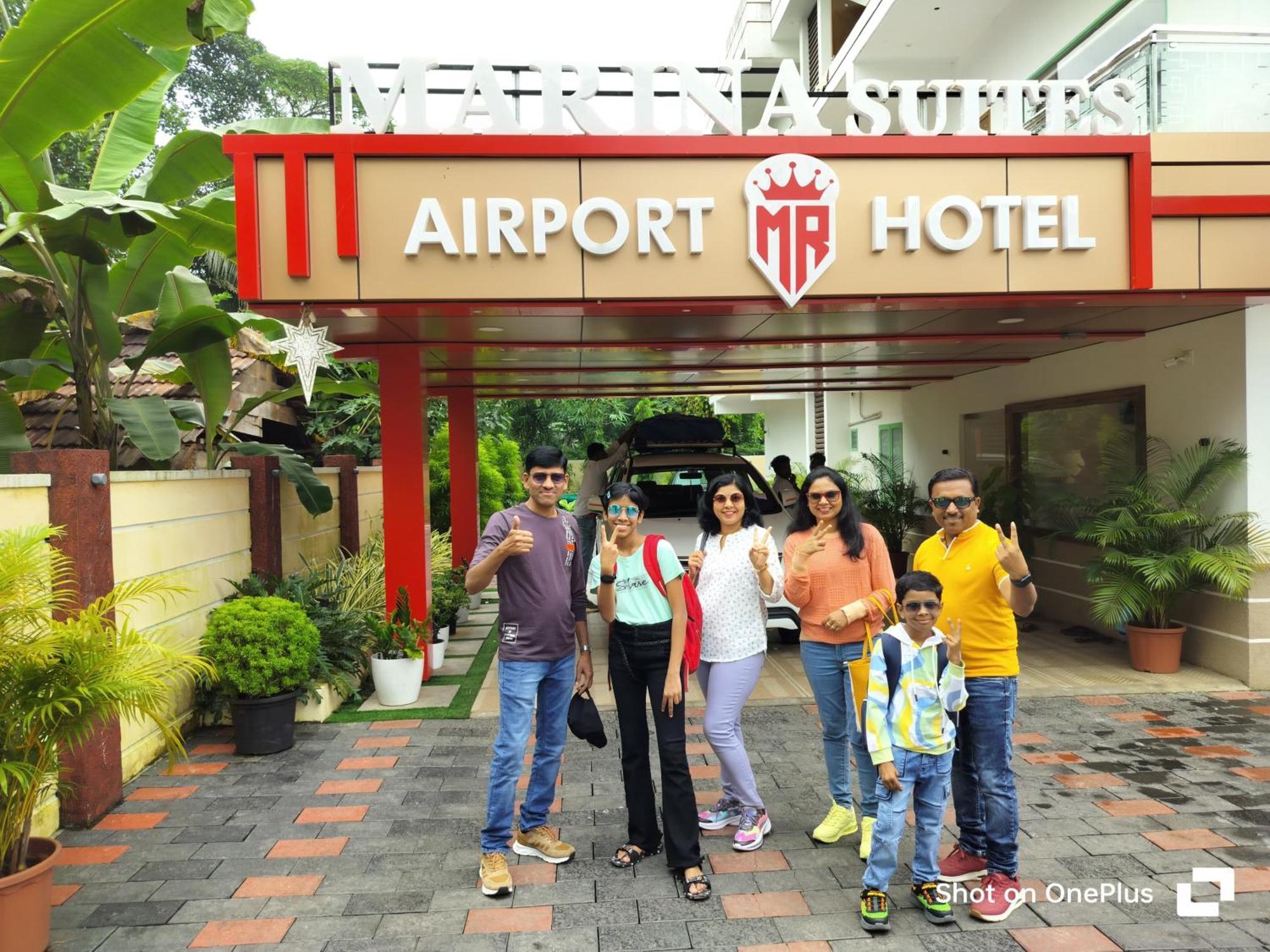 Marina Suites Airport Hotel Kochi Екстериор снимка
