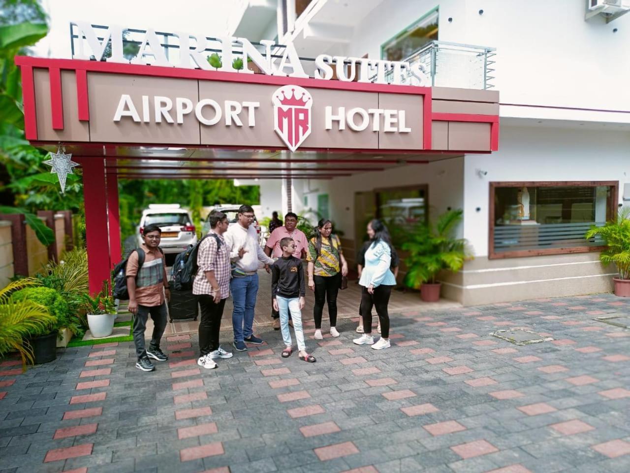Marina Suites Airport Hotel Kochi Екстериор снимка