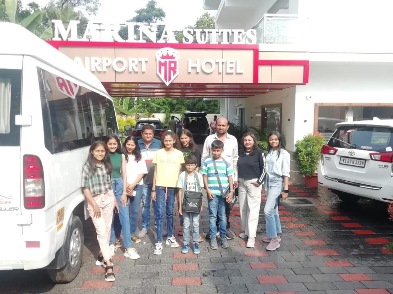 Marina Suites Airport Hotel Kochi Екстериор снимка