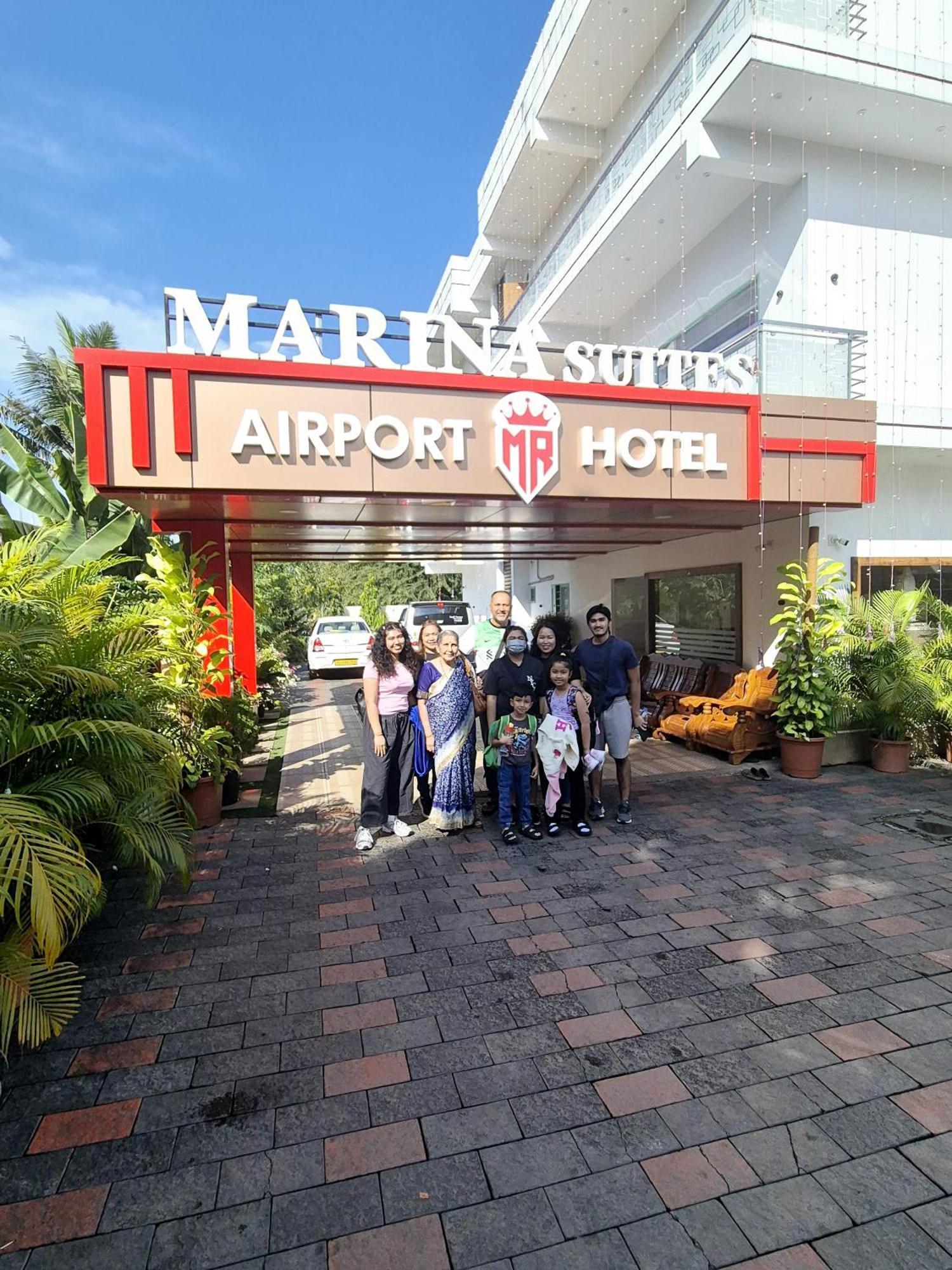 Marina Suites Airport Hotel Kochi Екстериор снимка
